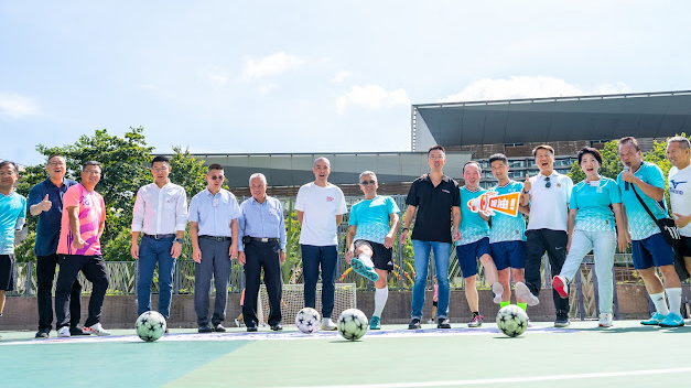 香港校董學(xué)會(huì)十周年舉辦「2023國慶會(huì)長盃」觀塘區(qū)足球嘉賓邀請賽