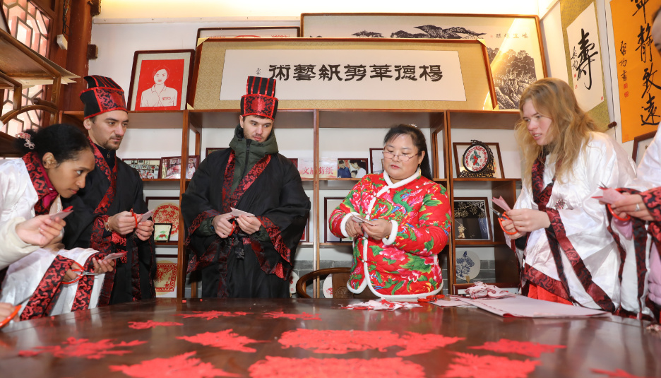 【走讀山東】俄國(guó)留學(xué)生感知樂(lè)陵傳統(tǒng)文化