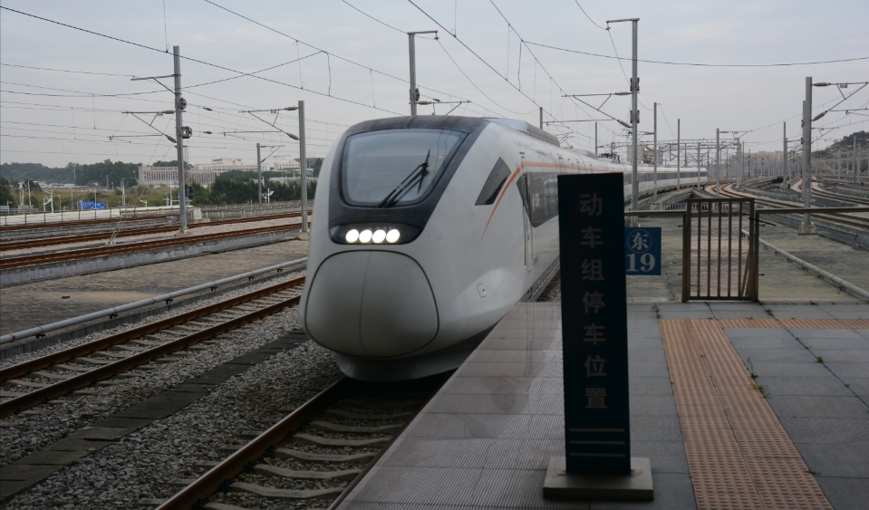 廣佛南環(huán)、佛莞城際鐵路開始試運行