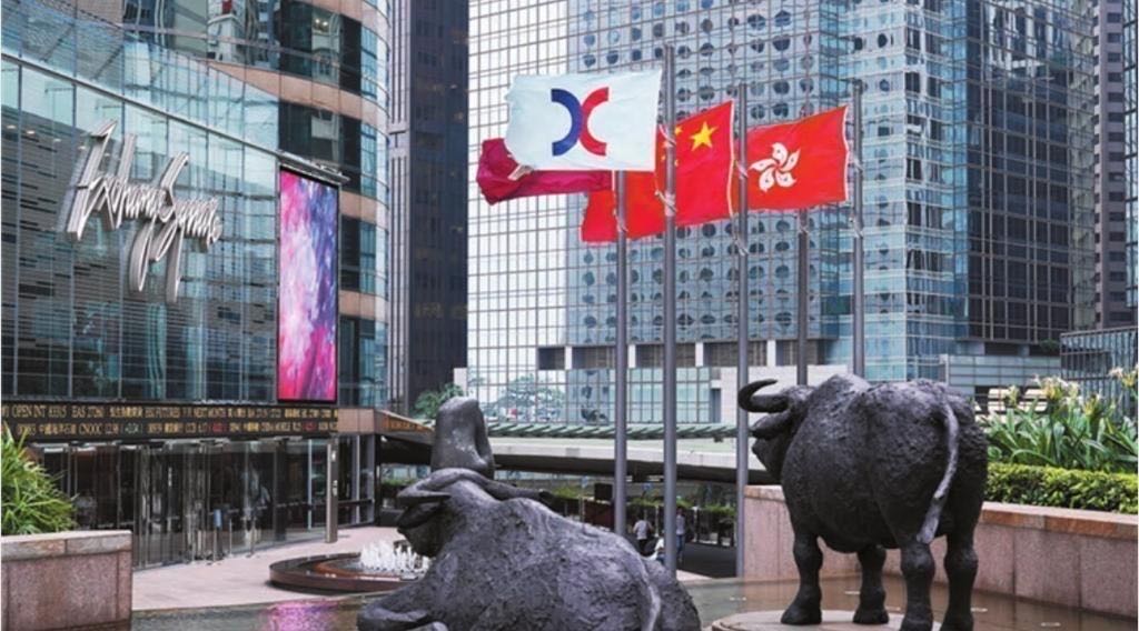 【午市焦點】港股半日跌254點險守萬八關(guān)  體育用品股走低