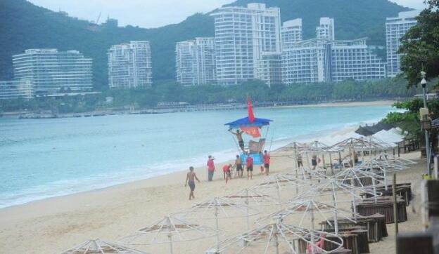 海南三亞多家景區(qū)暫停營業(yè) 部分航班取消！