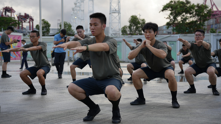 第11屆香港大學(xué)生軍事夏令營(yíng)圓滿結(jié)業(yè)