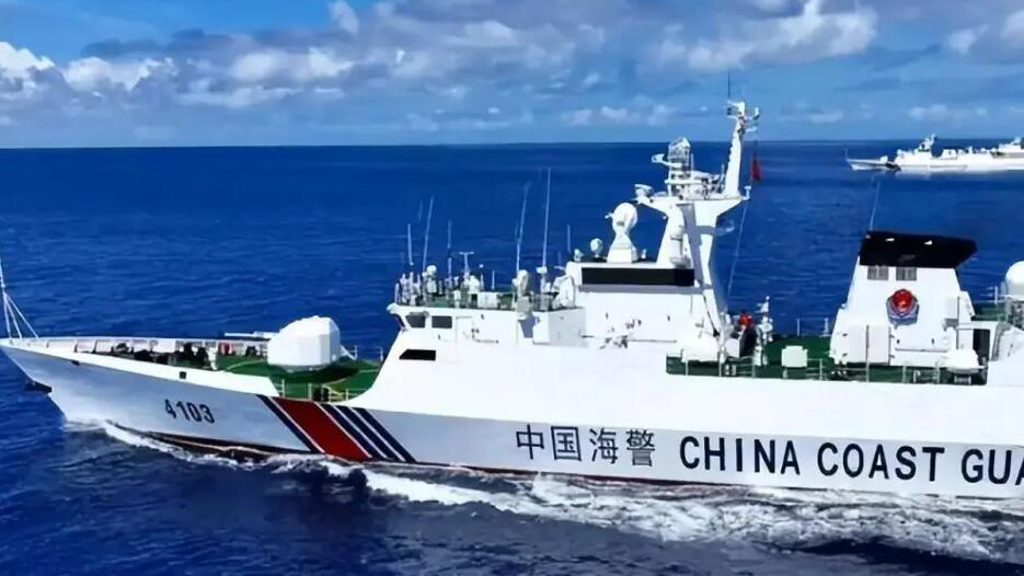 菲律賓海警船非法沖闖中國南沙群島仙賓礁鄰近海域 中國海警依法依規(guī)採取管控措施