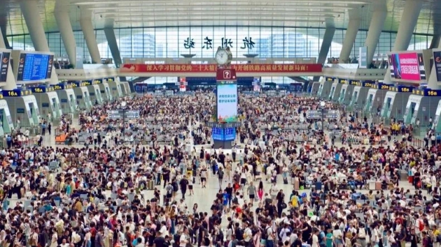 累計發(fā)送2051.1萬人次 鐵路杭州暑運客發(fā)量創(chuàng)新高