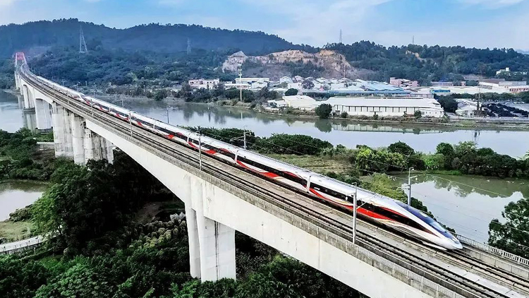 中國鐵路：9月29日至10月1日、10月6日至7日多個方向仍有餘票