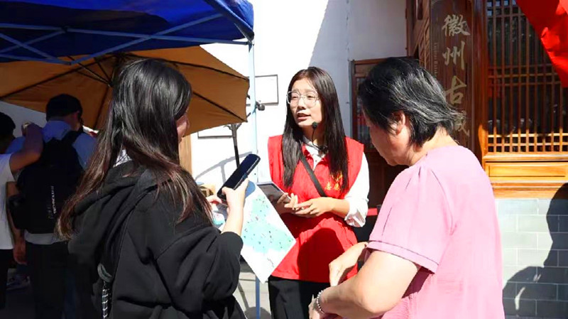 皖歙縣：千名志願(yuàn)者一線護(hù)航「安心游」