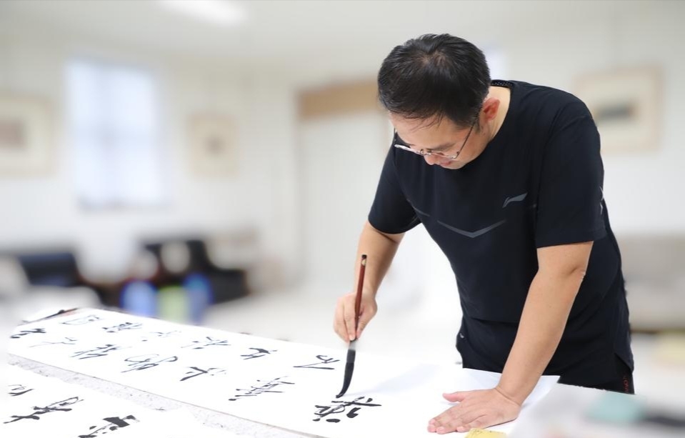 濱州書法家徐延波：在藝術(shù)的長(zhǎng)河裏，還須慢慢走