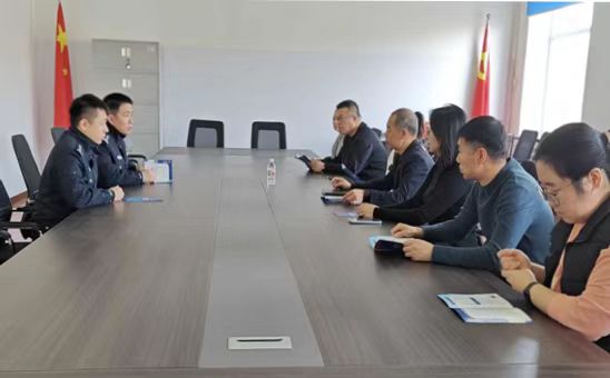 哈市呼蘭警方聯(lián)合民政部門(mén)開(kāi)展打擊整治網(wǎng)絡(luò)謠言交流研討活動(dòng)