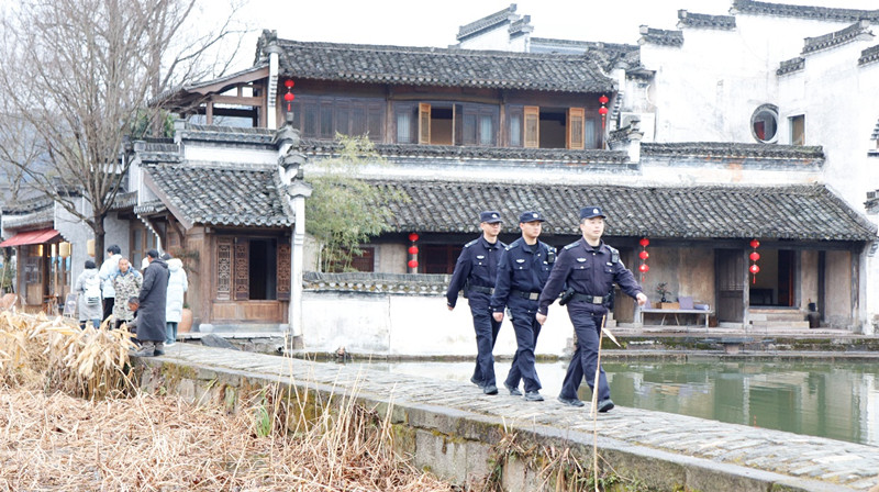 皖徽州區(qū)：「春節(jié)我在崗」  守萬家燈火