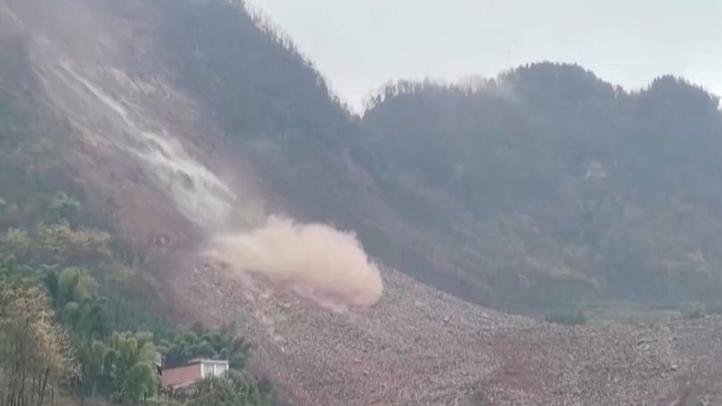 四川筠連山體滑坡已致10人遇難、19人失聯(lián)
