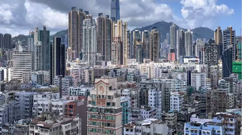 【港樓】仲量聯(lián)行：住宅樓價與收入比率降至2012年水平 需防資產(chǎn)價格進(jìn)一步下挫