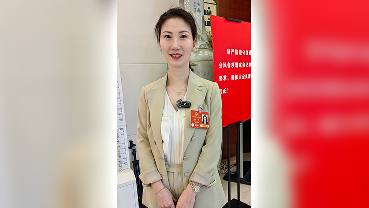 全國(guó)人大代表、重慶譽(yù)存科技公司董事長(zhǎng)陳瑋：做實(shí)做優(yōu)數(shù)字經(jīng)濟(jì) 深化「AI+汽車(chē)消費(fèi)」布局