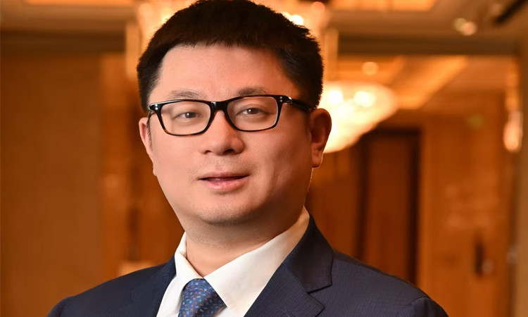 香港重慶總會(huì)會(huì)長(zhǎng)張鵬：力推香港與內(nèi)地合作香港商協(xié)會(huì)堪當(dāng)大任