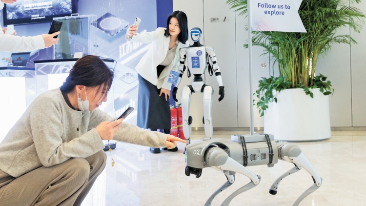 2025中關(guān)村論壇年會(huì)開(kāi)幕 十項(xiàng)重大科技成果亮相