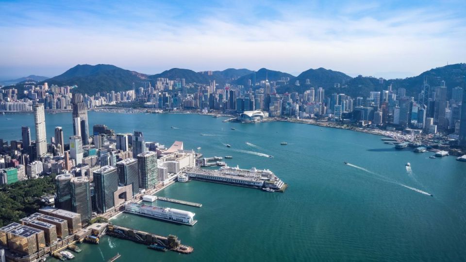 【八面來風(fēng)】動(dòng)盪不安的全球局勢下 香港的窗口作用更顯重要