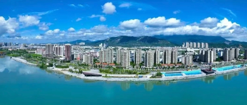 共商行業(yè)未來！150位行業(yè)大咖齊聚河源高新區(qū)