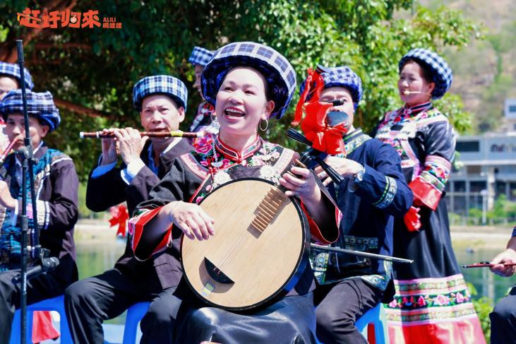 桂隆林「啊哩哩」趕圩文化活動創(chuàng)新文旅融合模式 賦能鄉(xiāng)村經(jīng)濟
